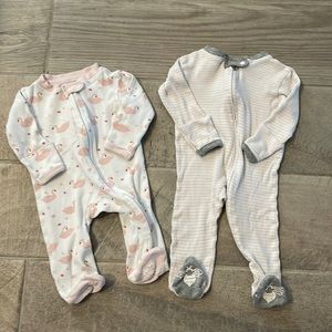 Set of 2 Burt’s Bees Zipper Footies